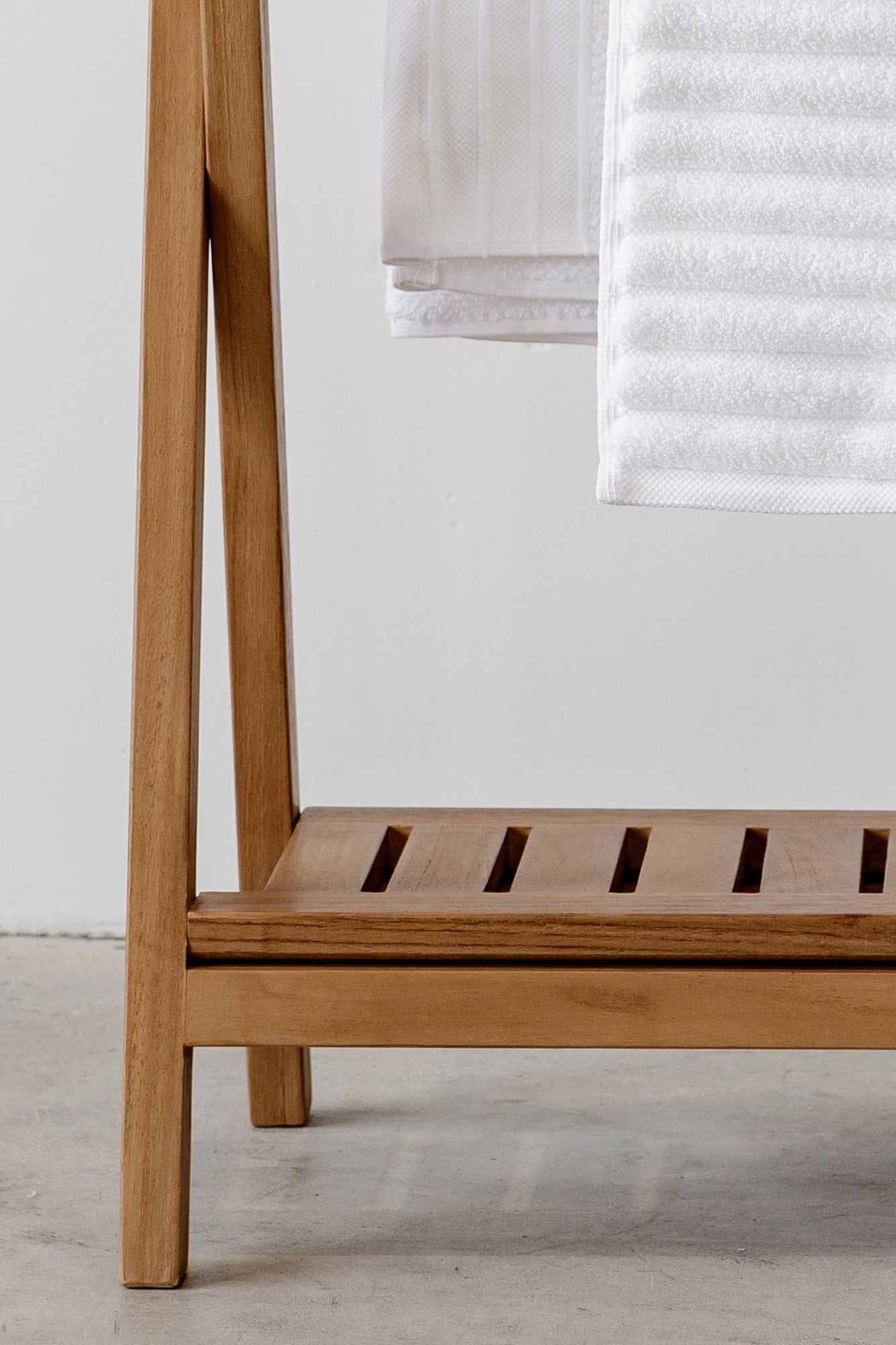 Teak Atelier Folding Towel Rack