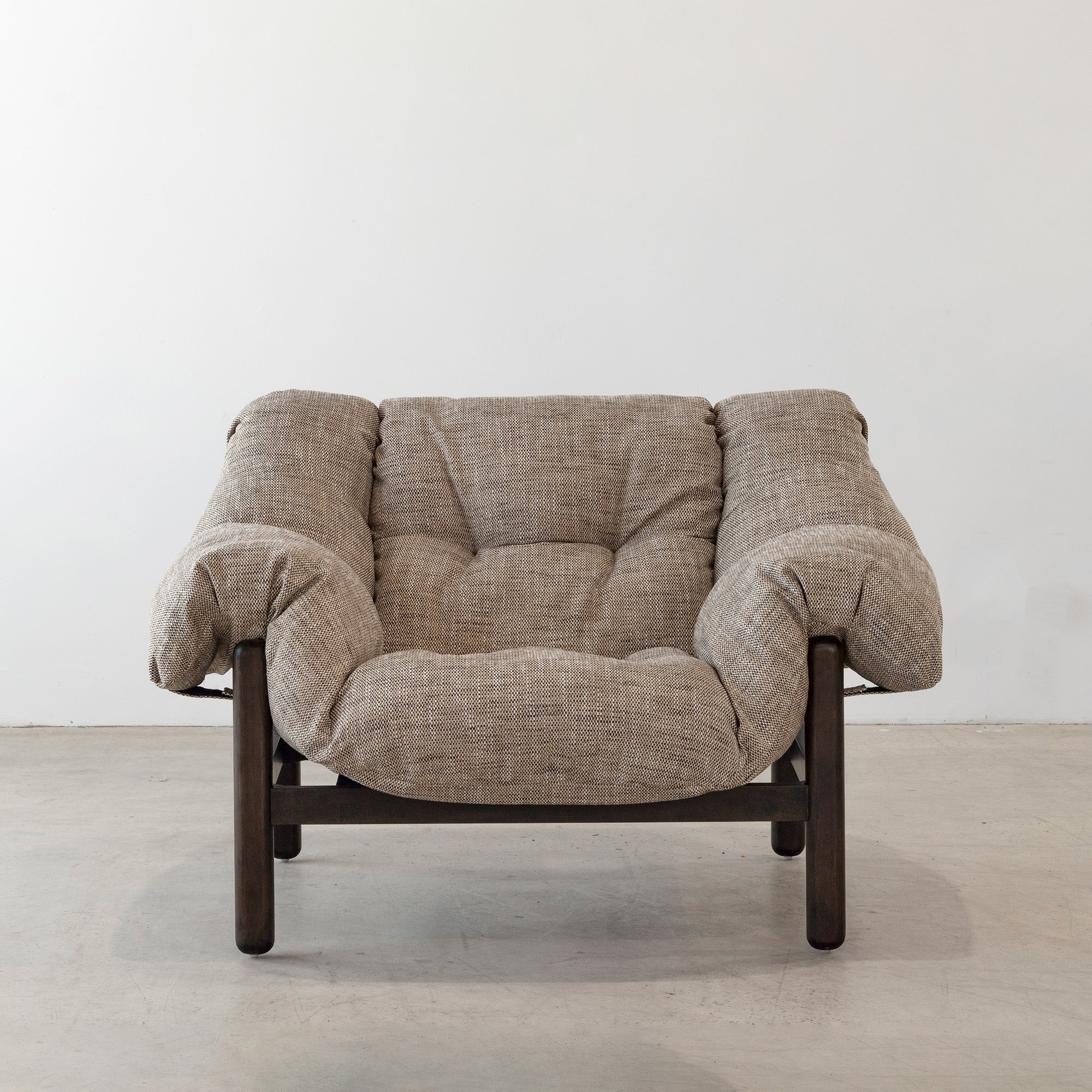 Wolfe Lounge Chair - Hazelnut