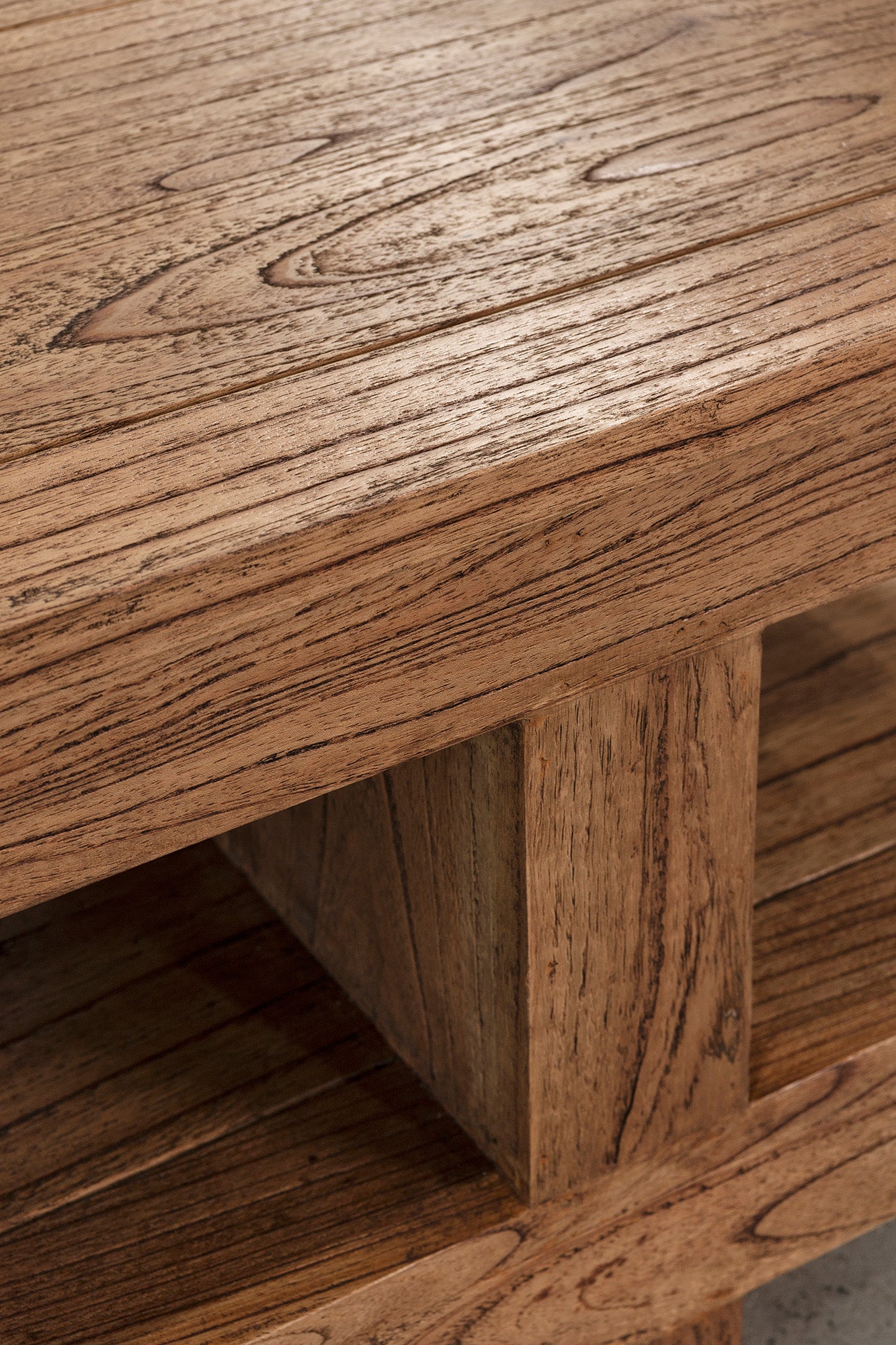 Zen Entertainment Unit - Antique Mindi