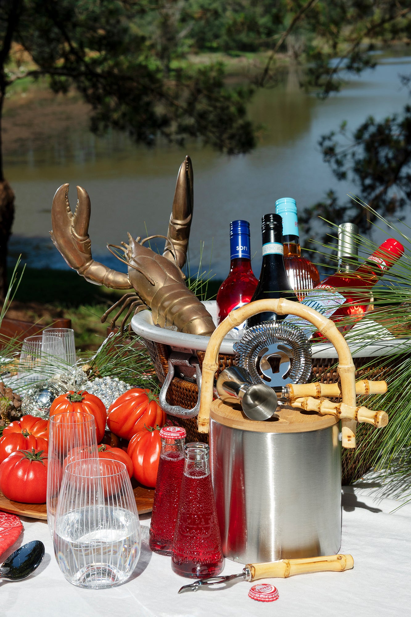 Rattan Drinks Cooler
