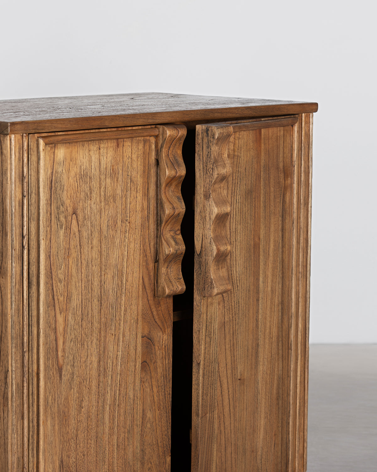 Astoria 2 Door Buffet - Antique Mindi