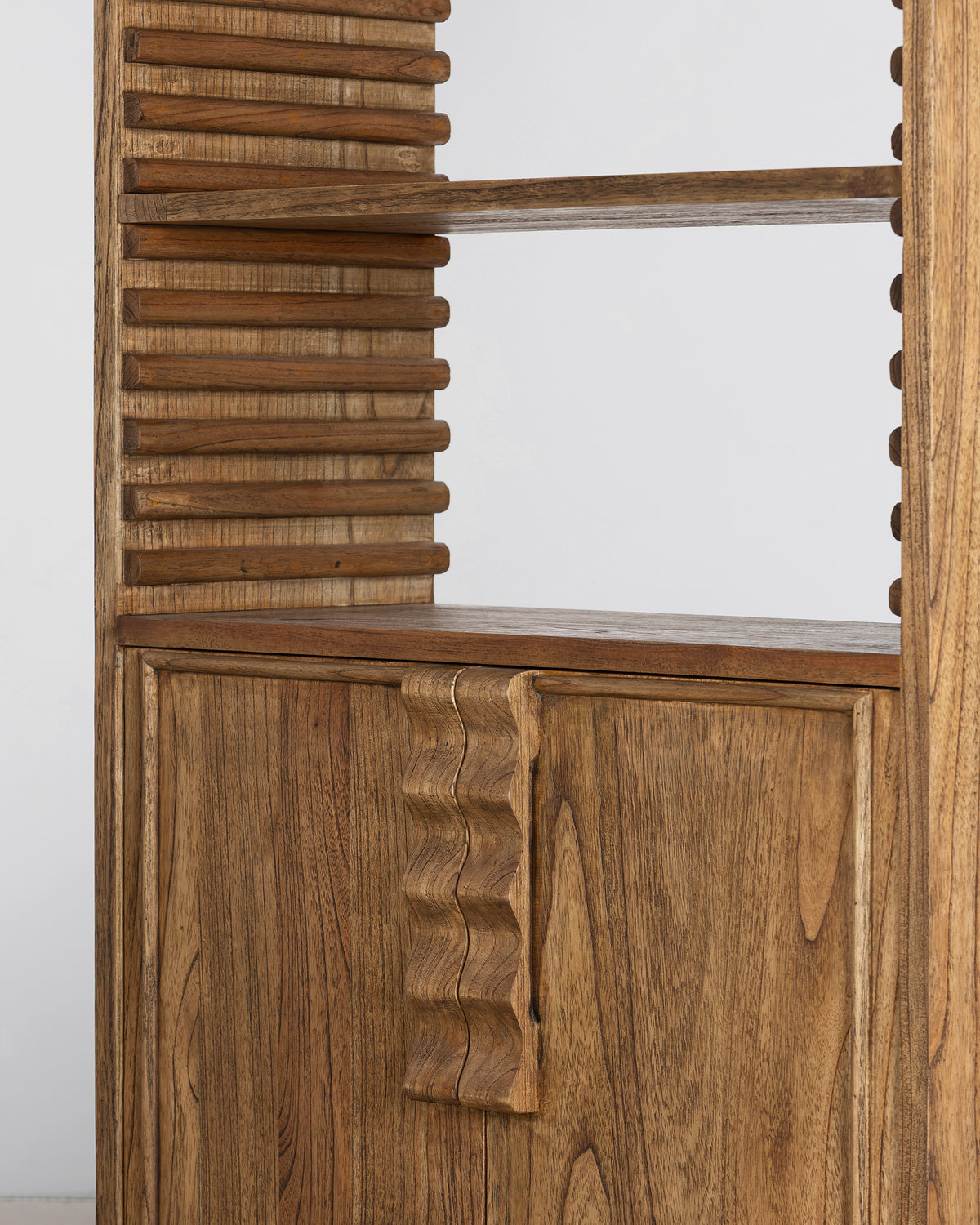 Astoria Bookcase - Antique Mindi