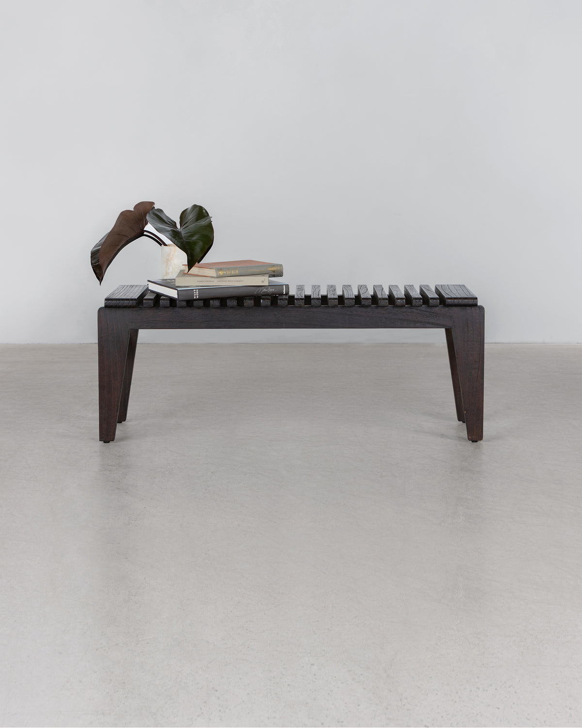 Como Bench - Cola