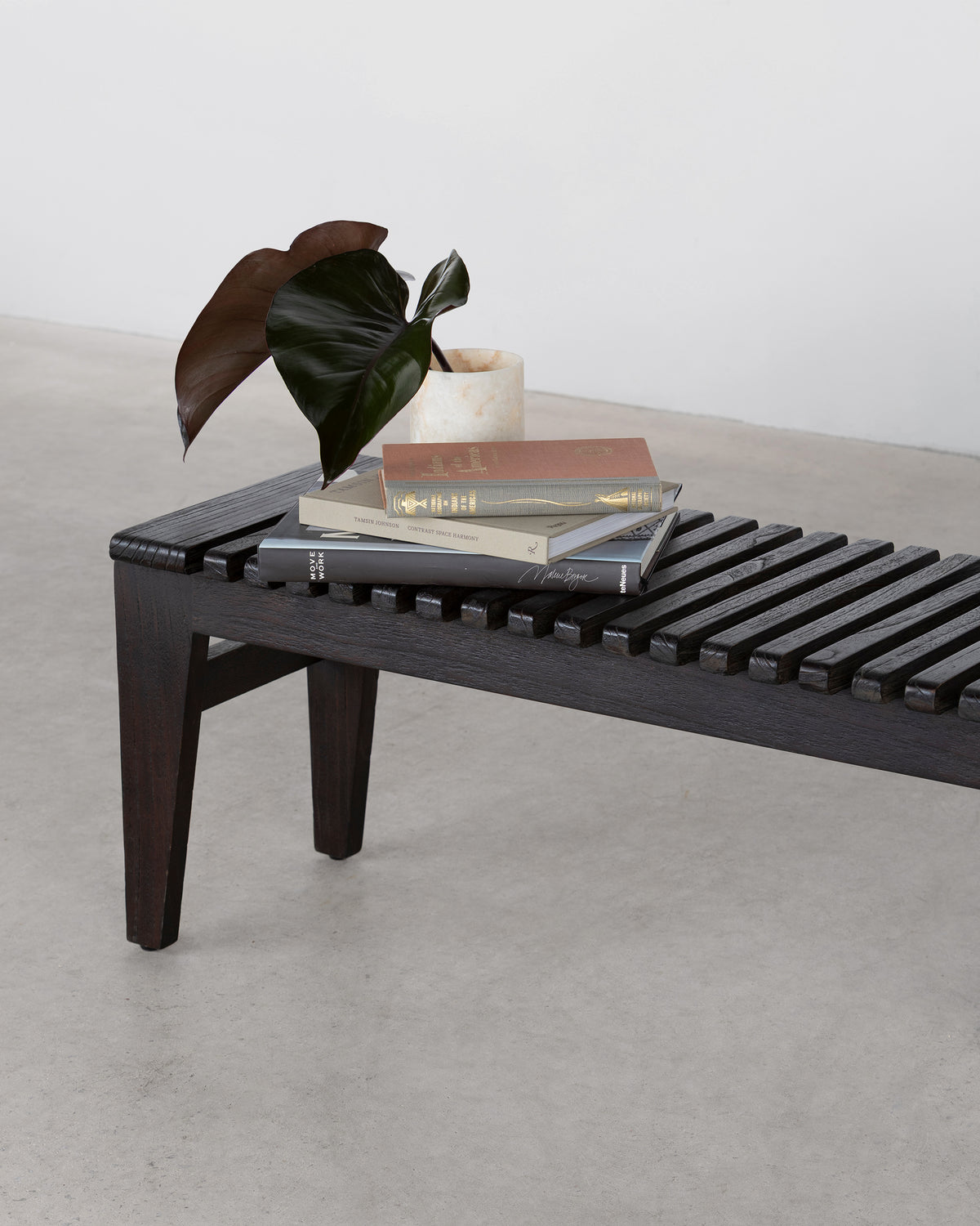Como Bench - Cola