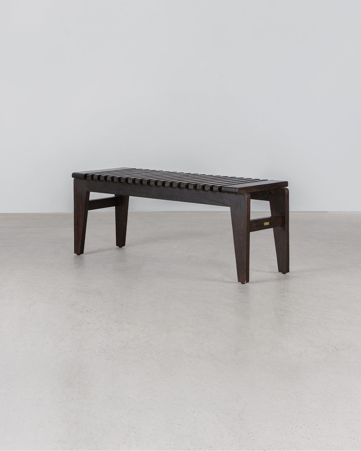 Como Bench - Cola