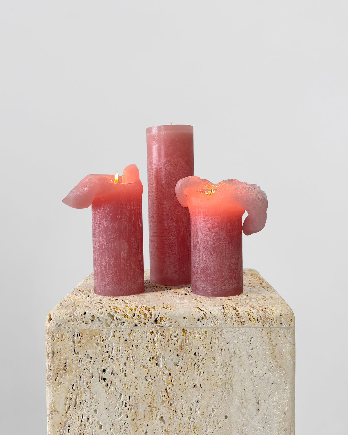 Empire Curling Candle - Guava