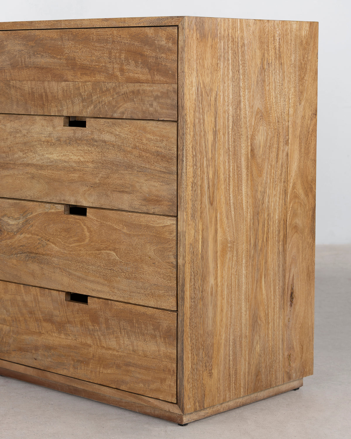 Domo Chest 4x2 - Rustic Matte