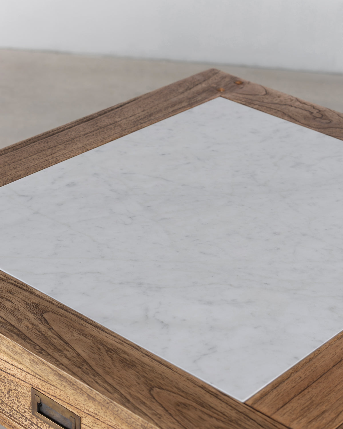Kitchen Island - Antique Mindi/White Marble