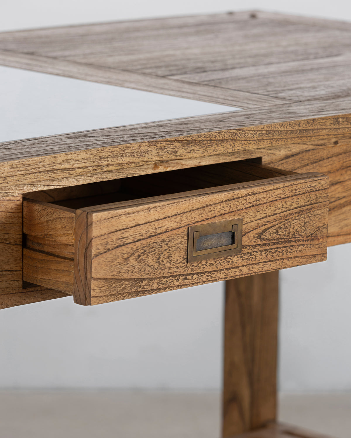Kitchen Island - Antique Mindi/White Marble