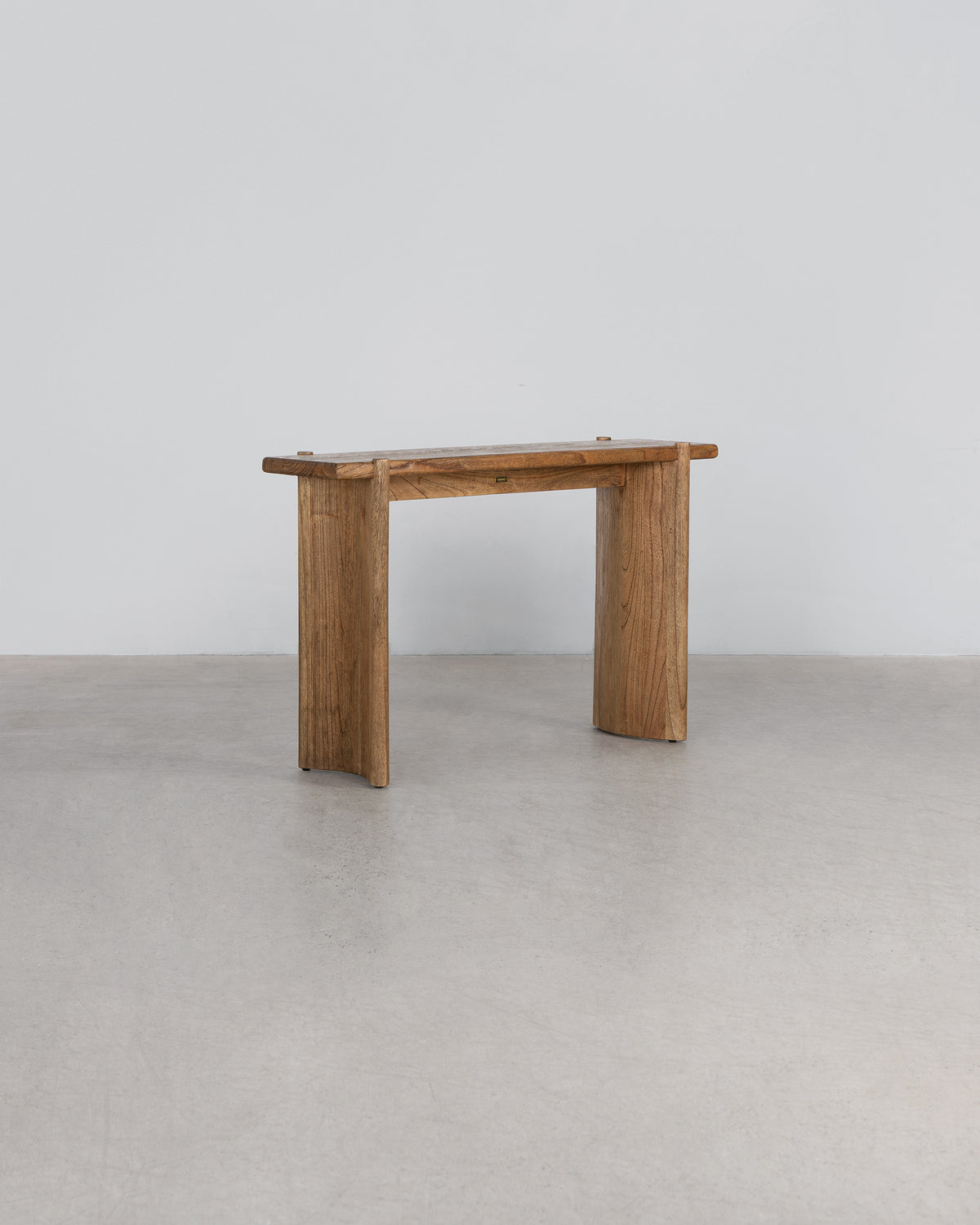 Leonard Console - Antique Mindi
