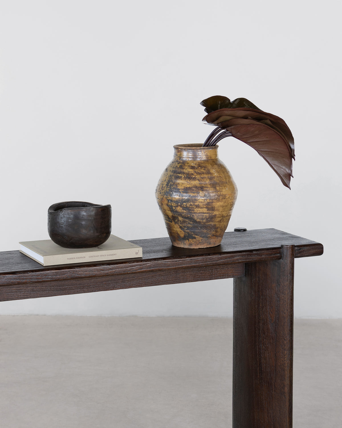 Leonard Console - Cola