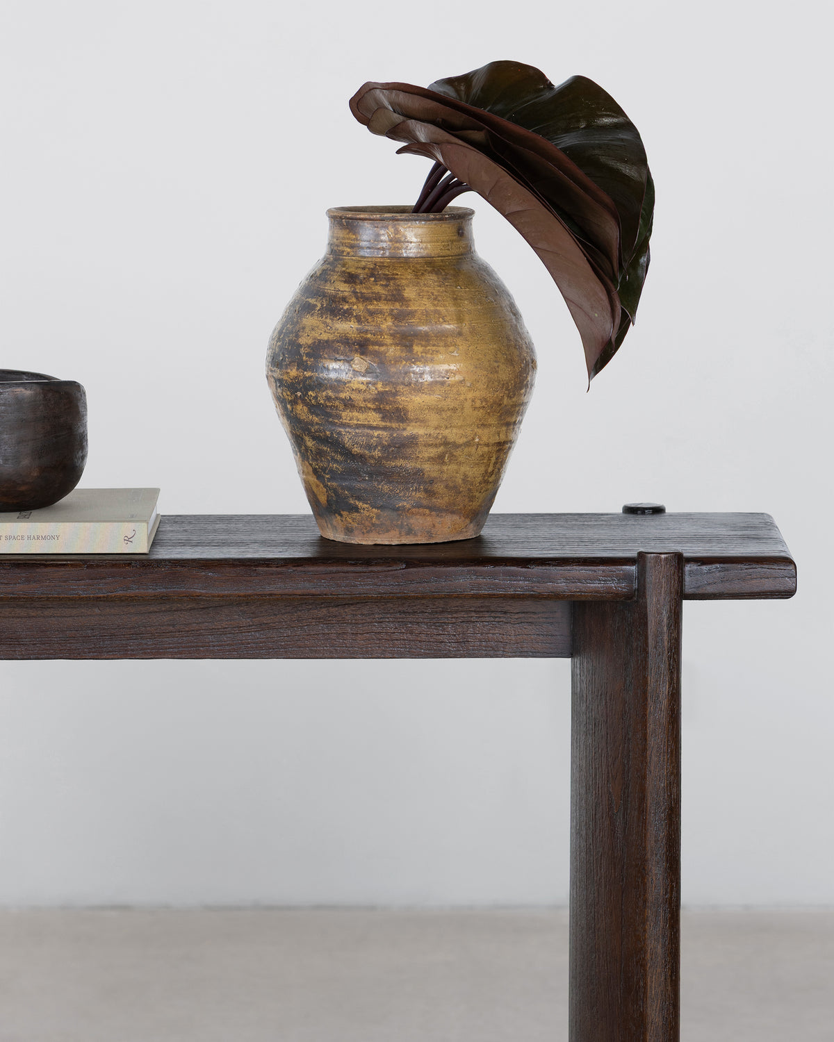 Leonard Console - Cola