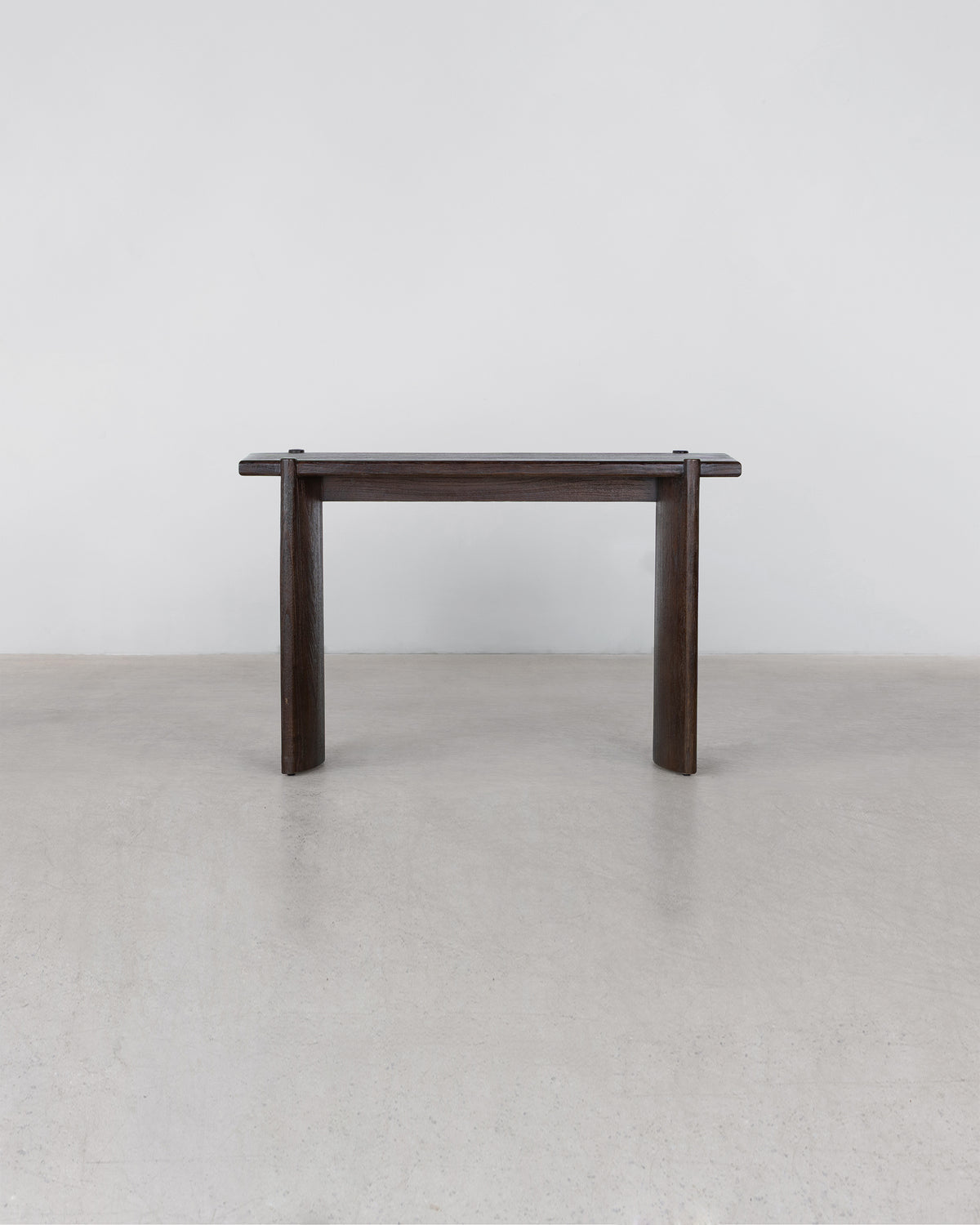 Leonard Console - Cola