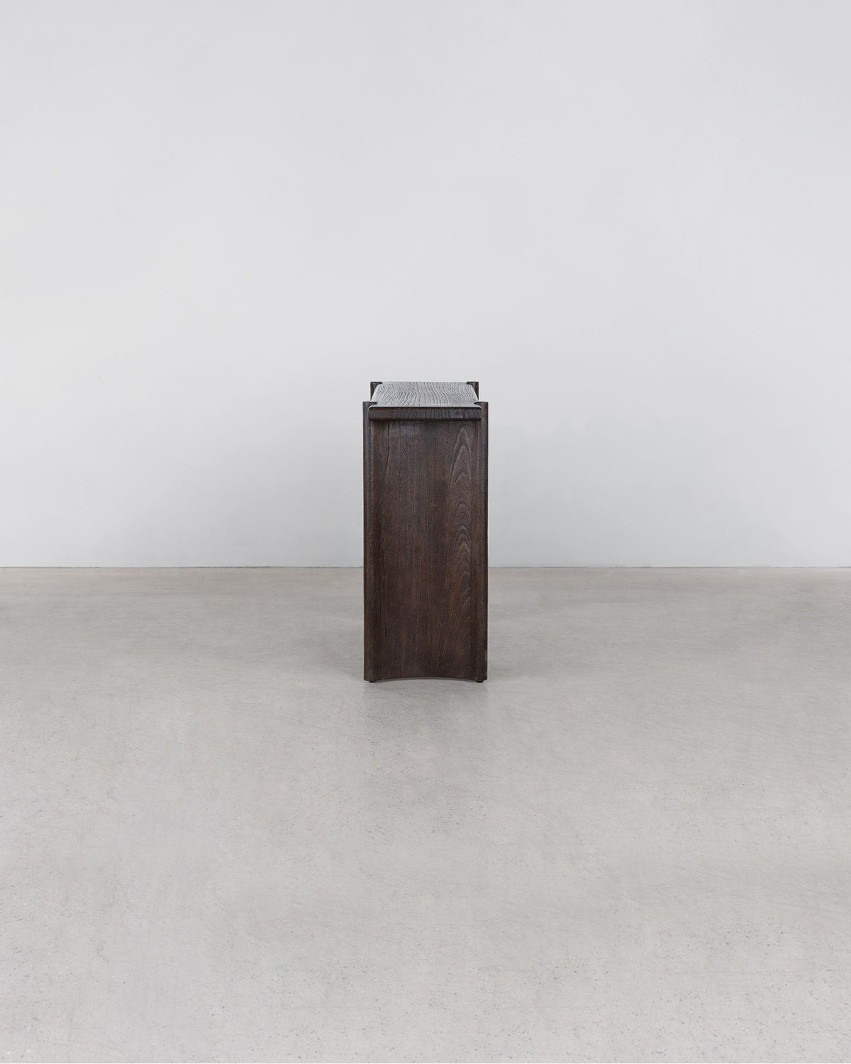 Leonard Console - Cola