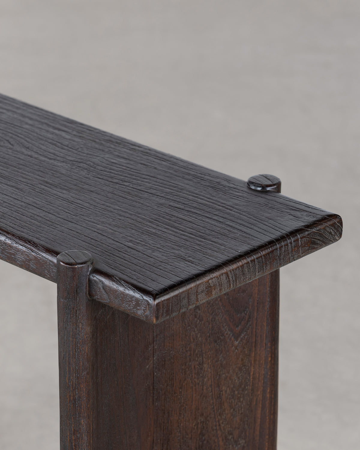 Leonard Console - Cola
