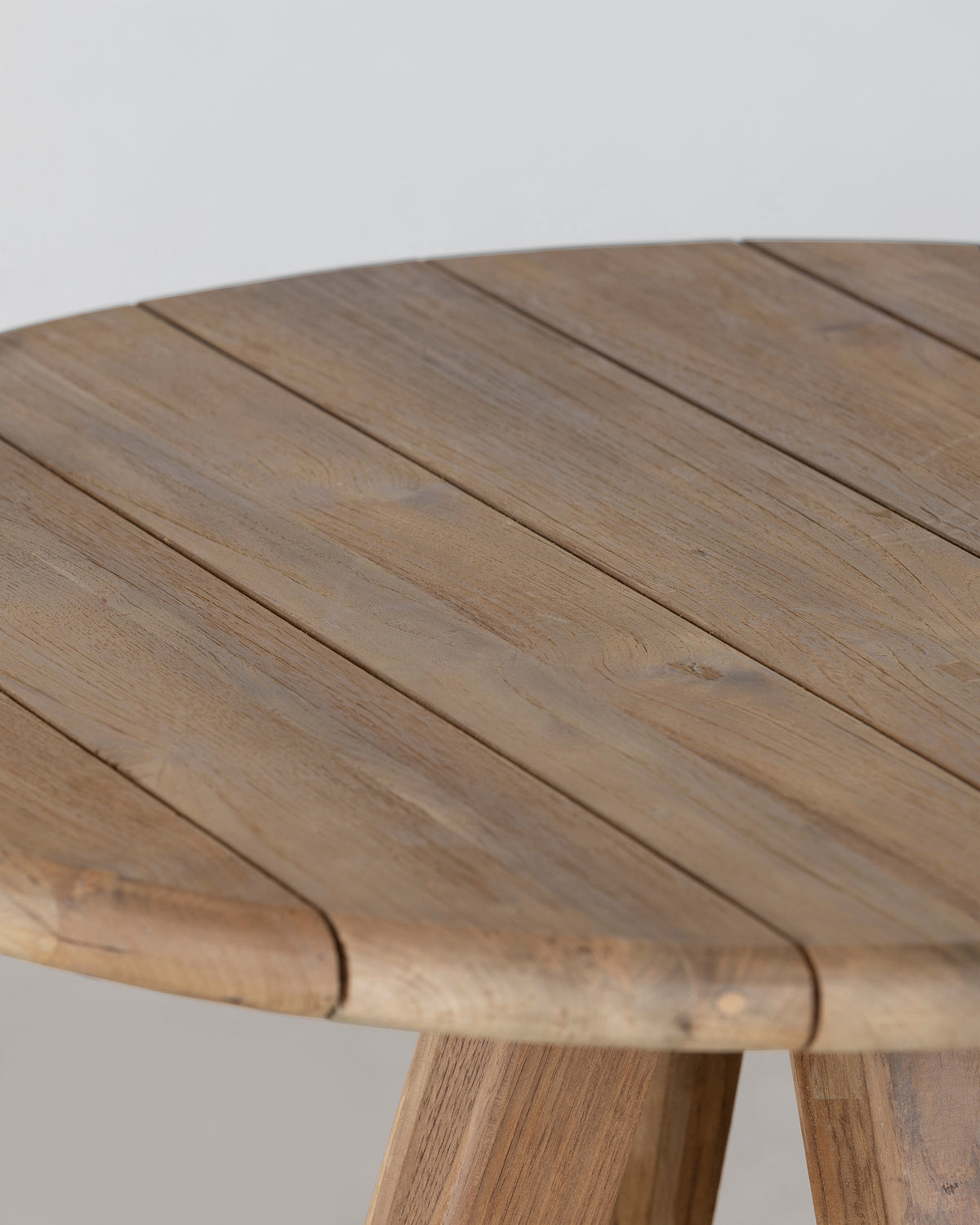Vista Round Bar Table - Natural