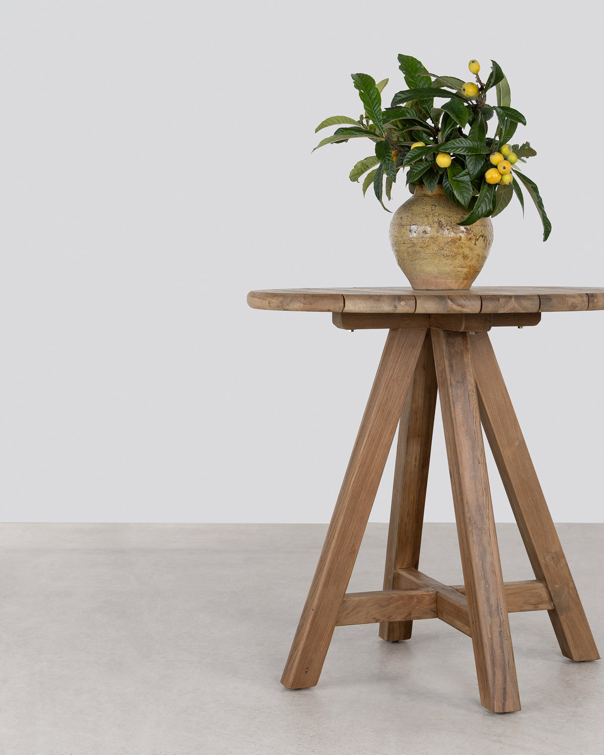 Vista Round Bar Table - Natural