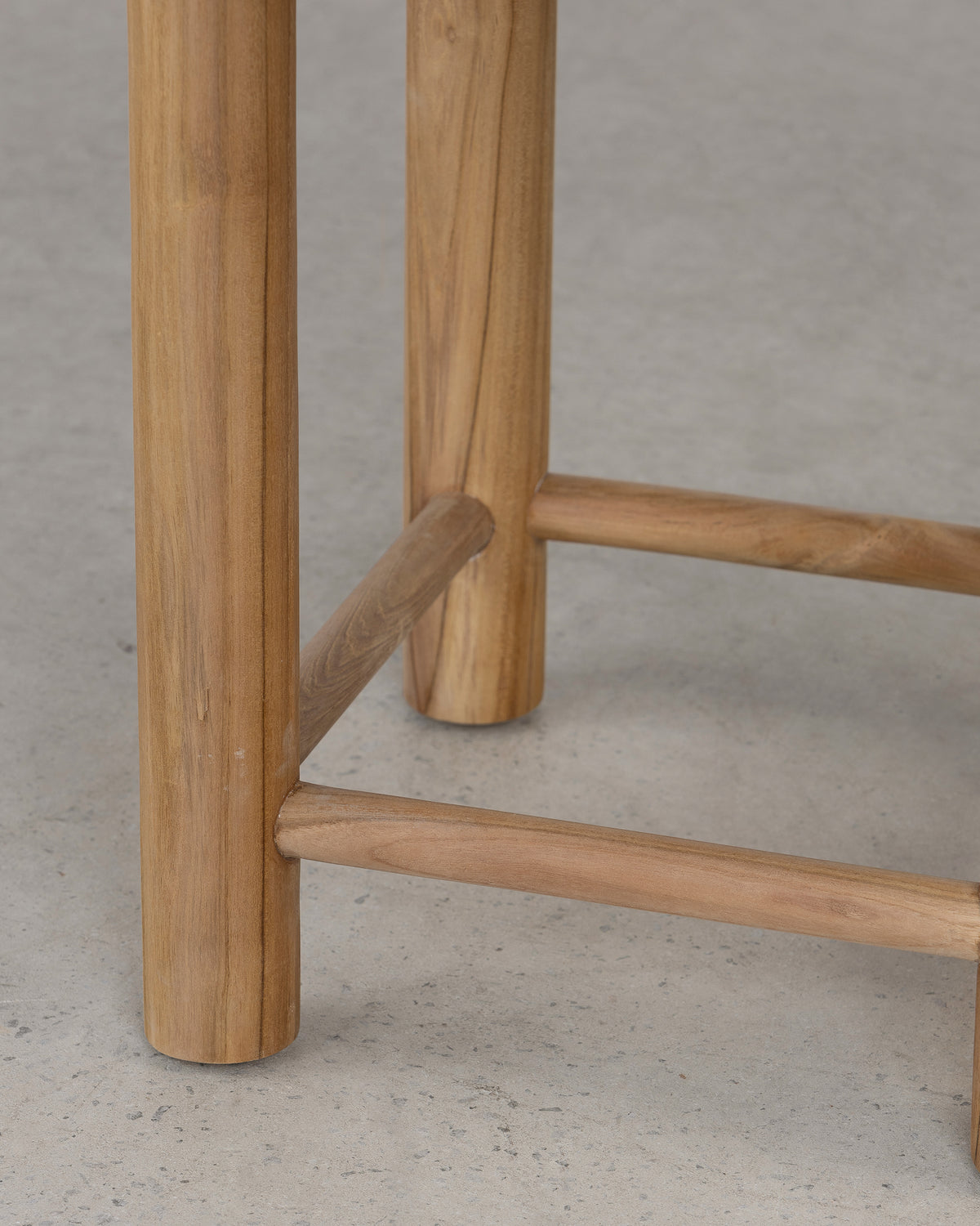 Vista Round Slatted Dining Table - Natural