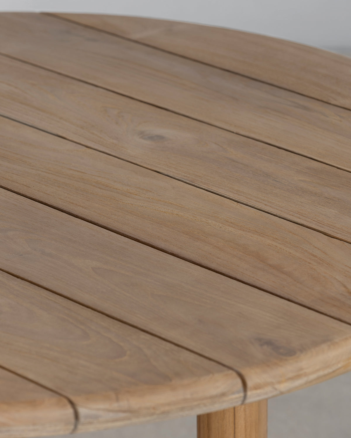 Vista Round Slatted Dining Table - Natural