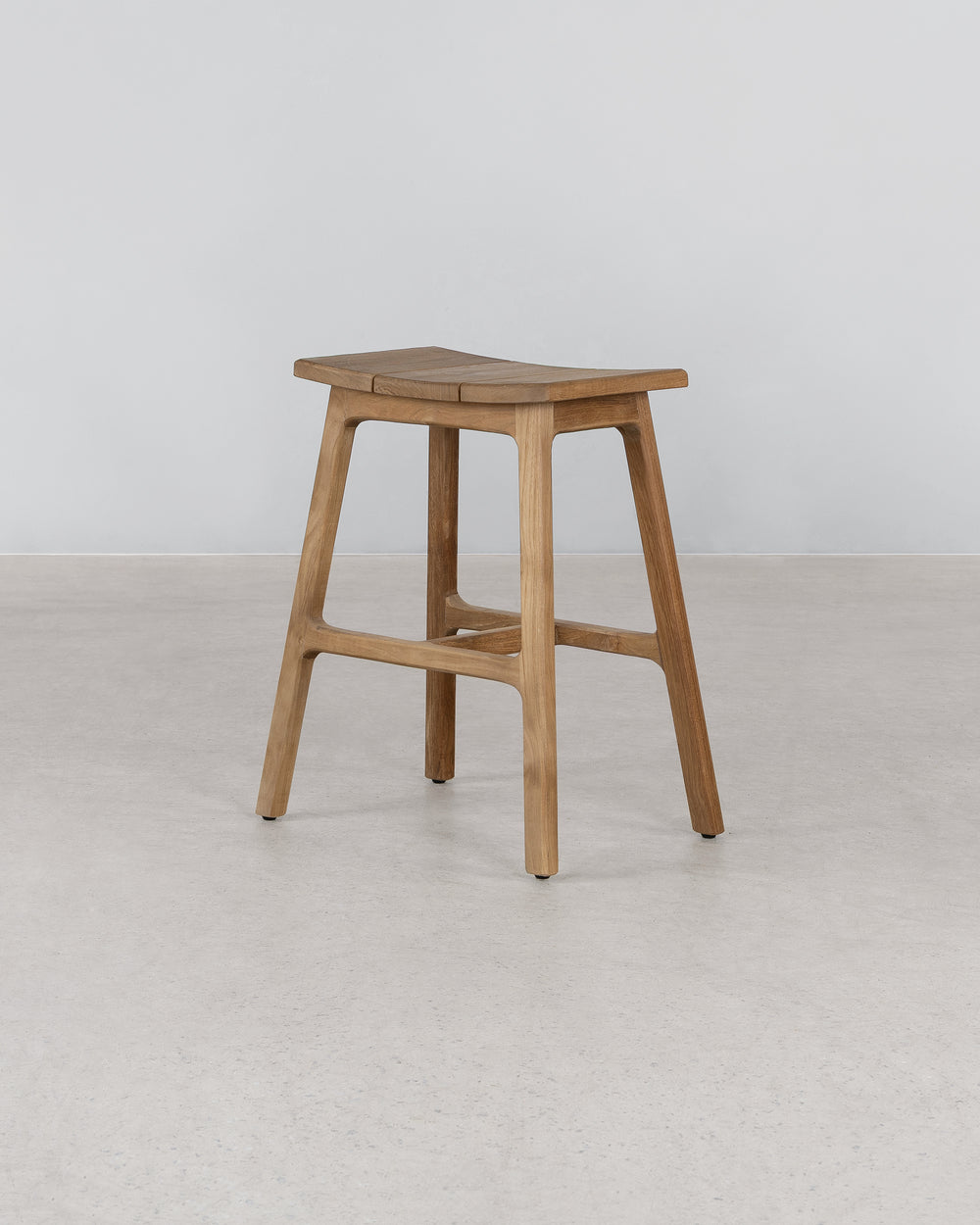 Vista Saddle Stool - Natural