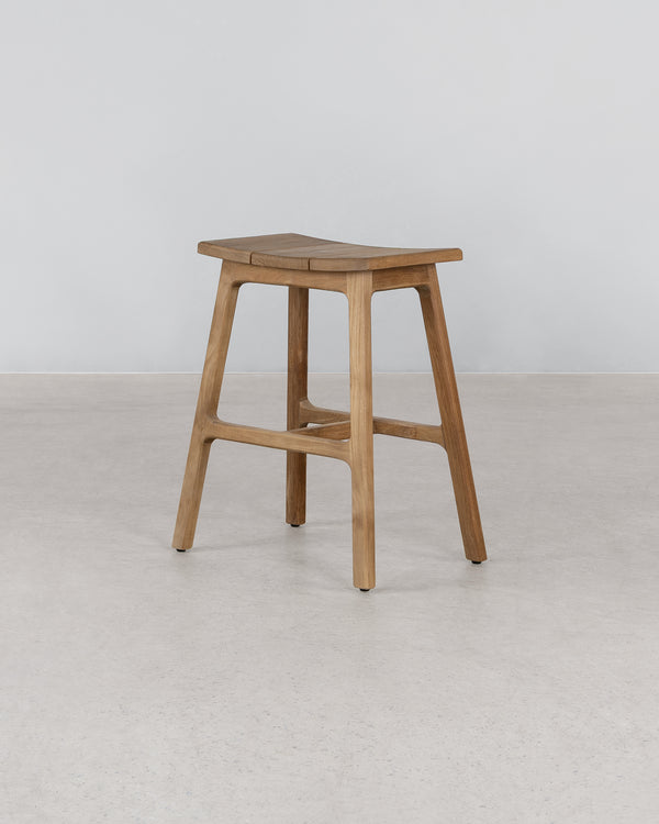 Vista Saddle Stool - Natural