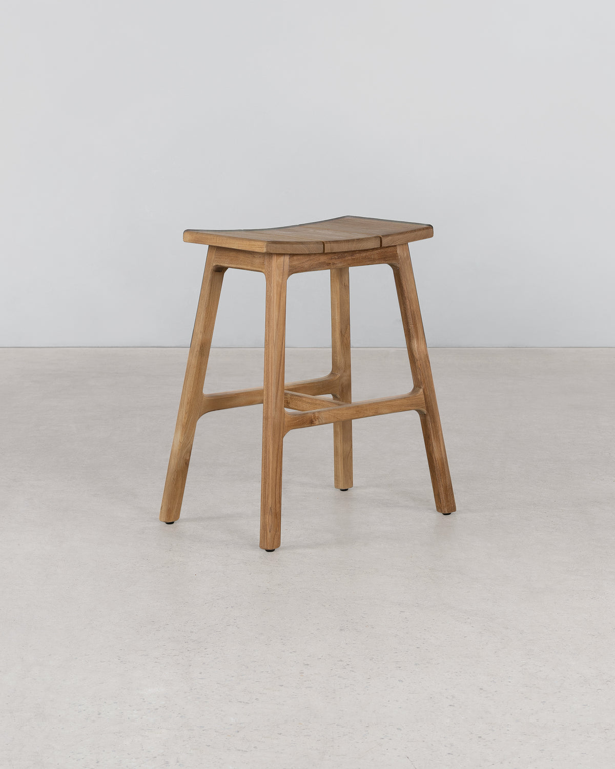 Vista Saddle Stool - Natural