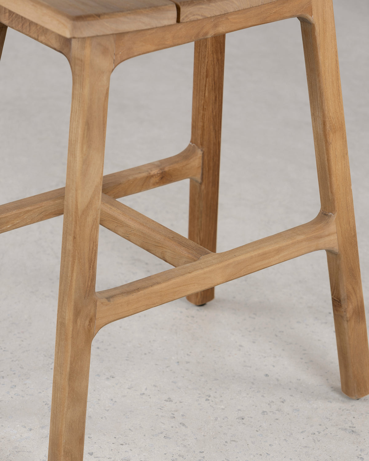 Vista Saddle Stool - Natural