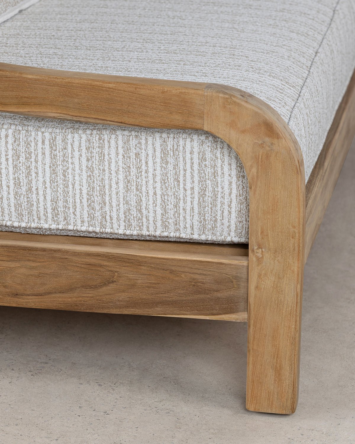 Vista Teak Daybed - Natural/ Sesame