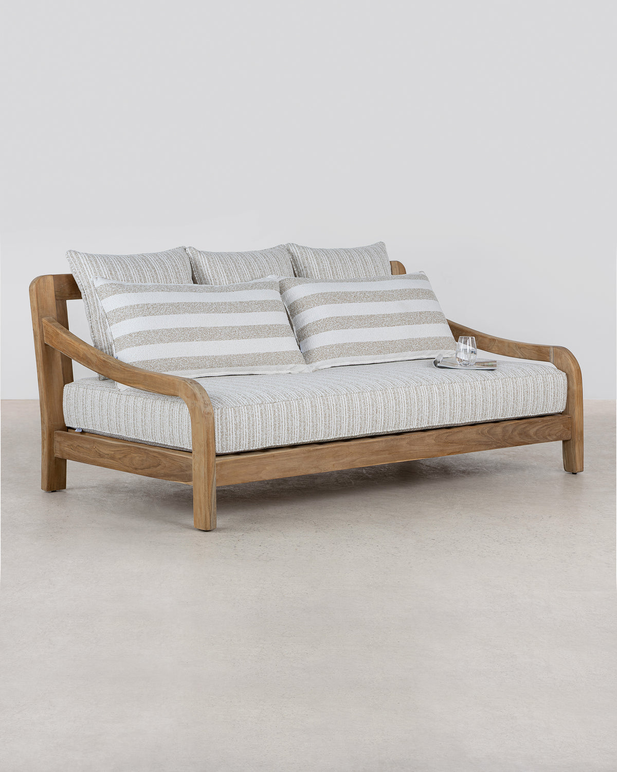 Vista Teak Daybed - Natural/ Sesame