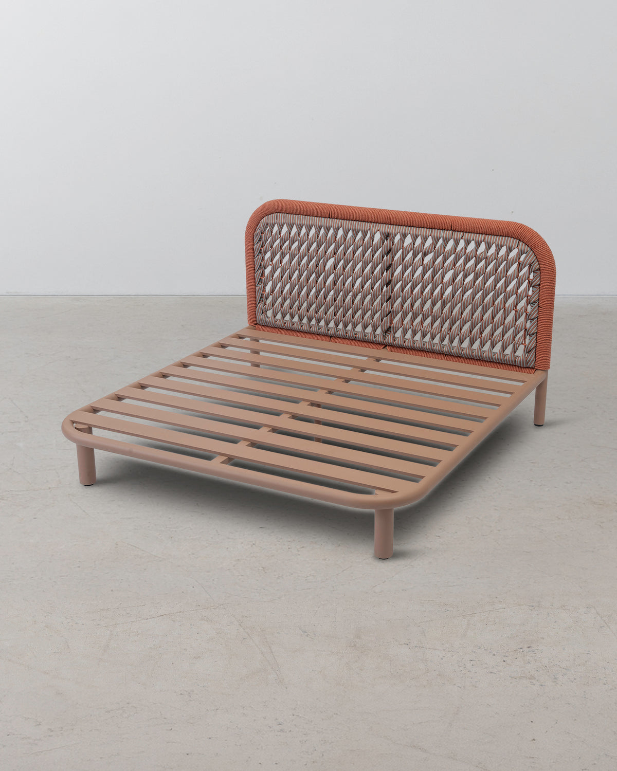 Sundance Woven Daybed - Sunset