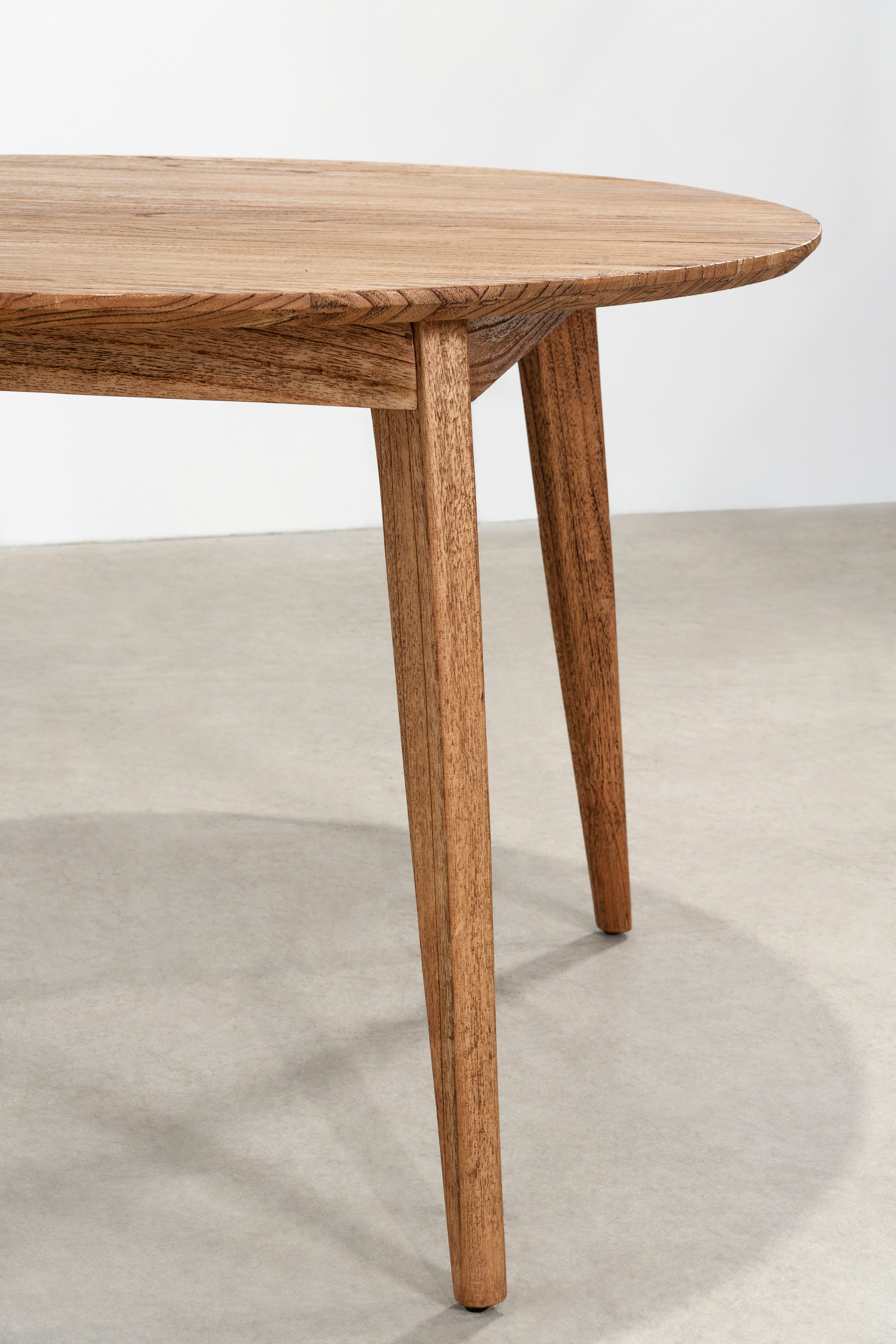 Marilyn Round Dining Table - Antique Mindi