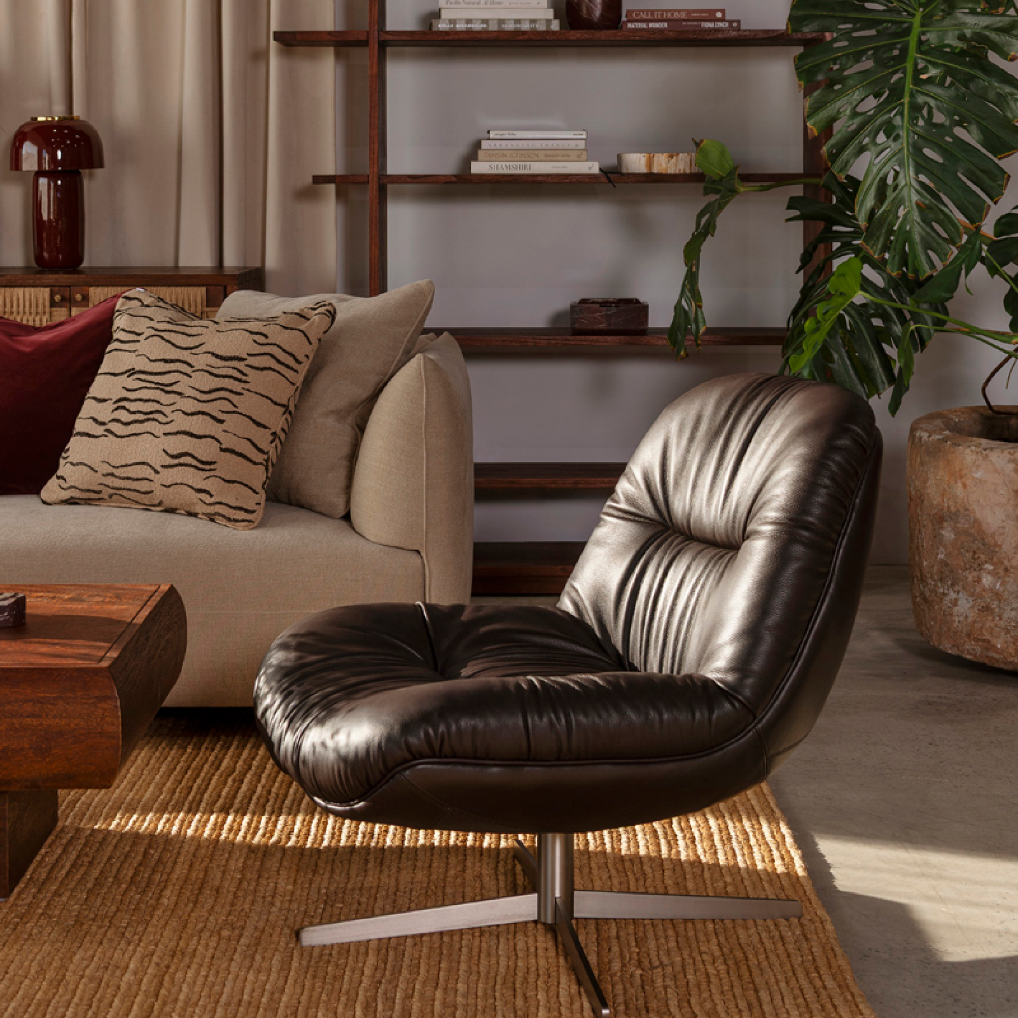 Giorgio Occasional Swivel Chair