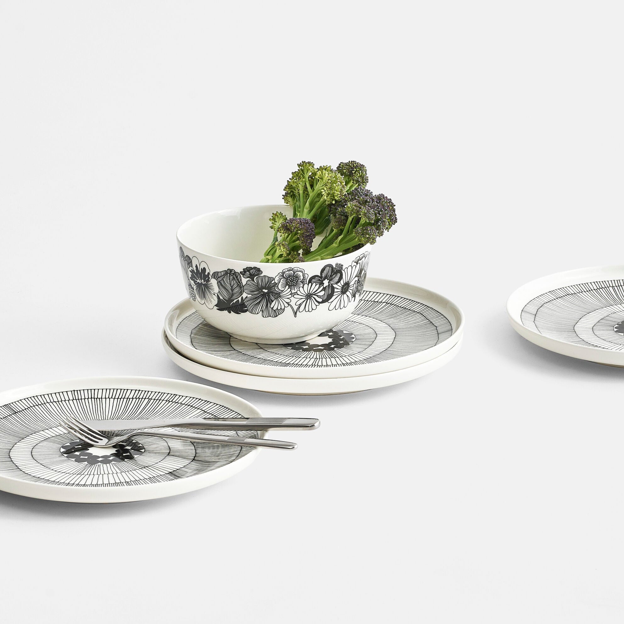 Oiva Siirtolapuutarha Plate - Striped
