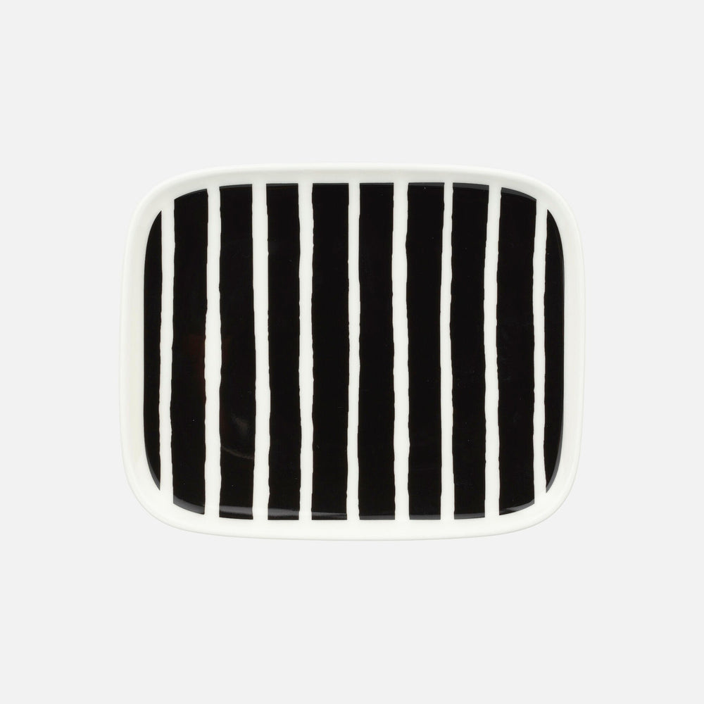 Oiva Rectangular Piccolo Plate - Black/White