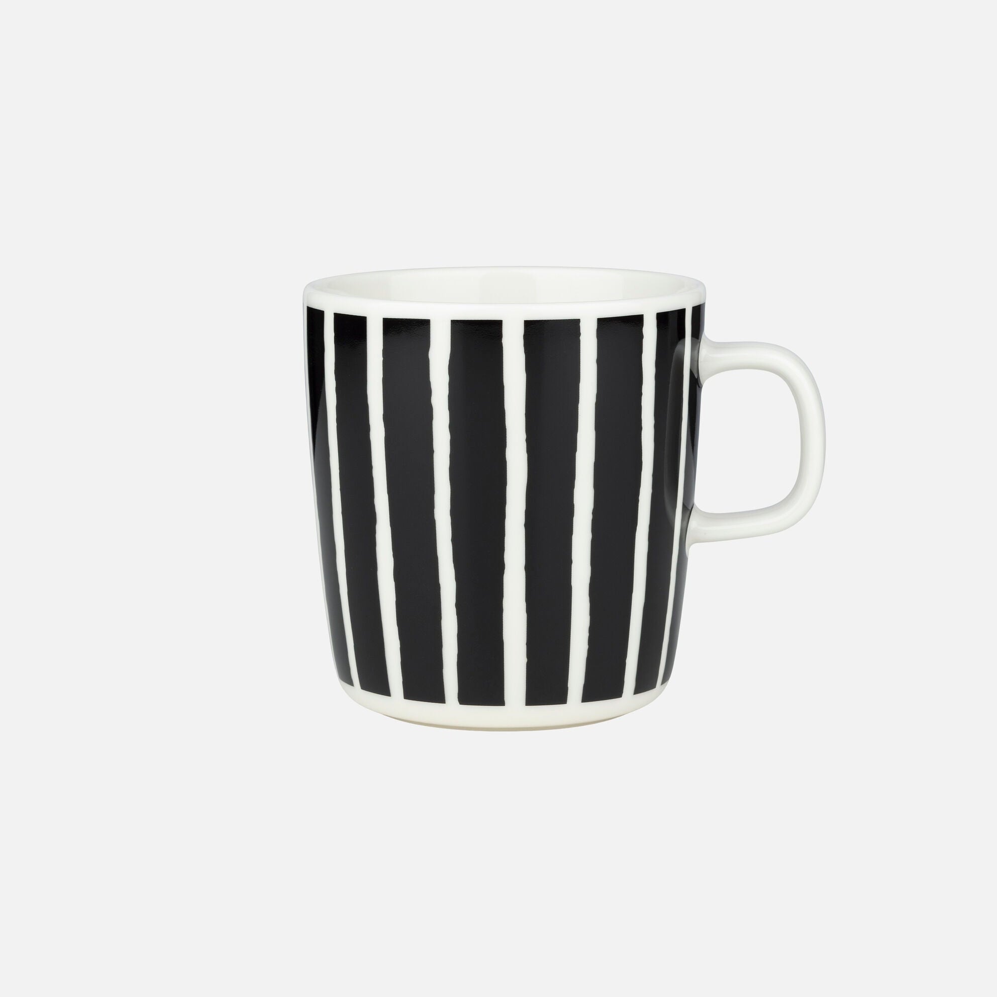 Oiva Piccolo Mug- Black/White