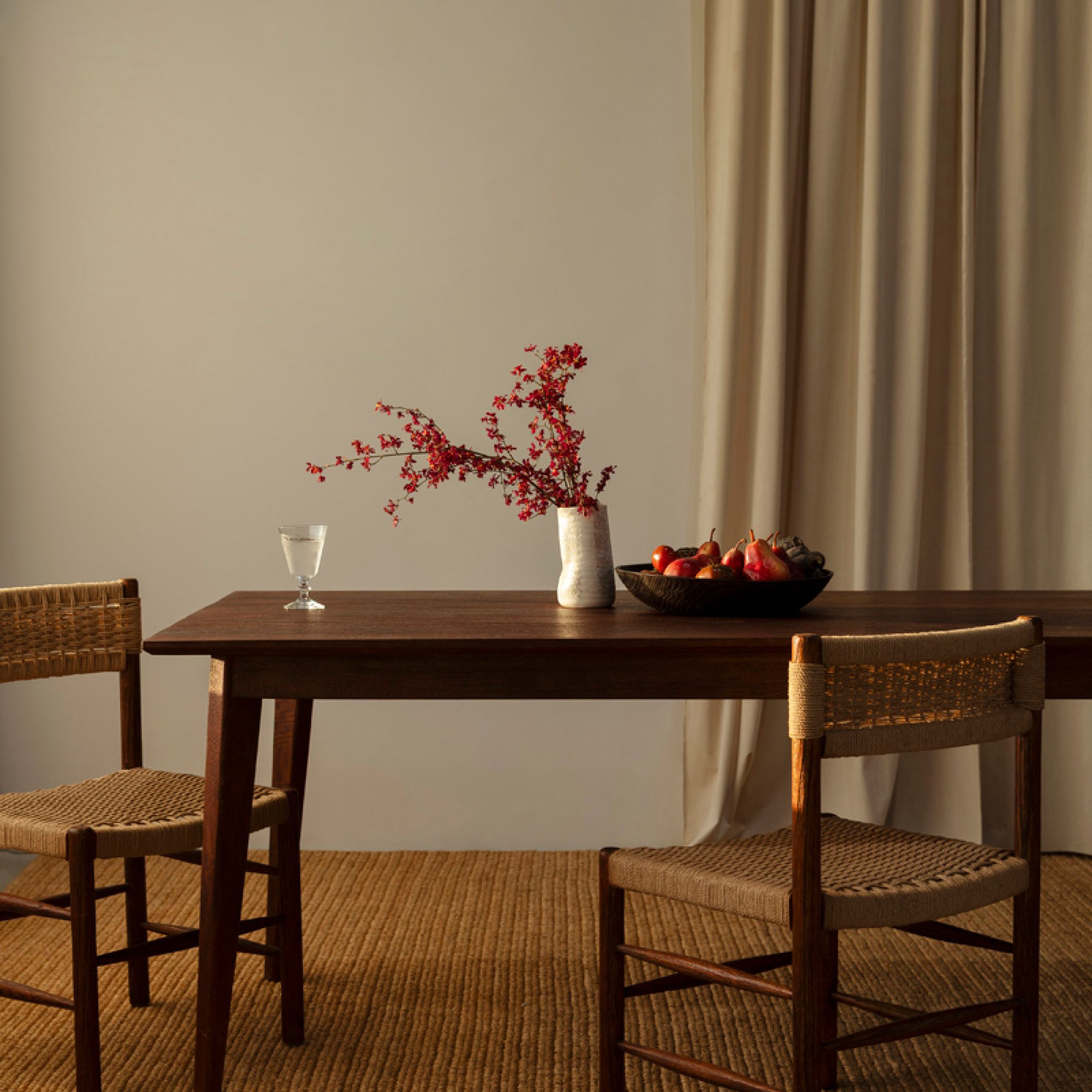 Marilyn Dining Table - Rustic Walnut
