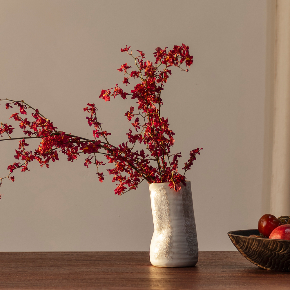 Esme Vase - Ivory
