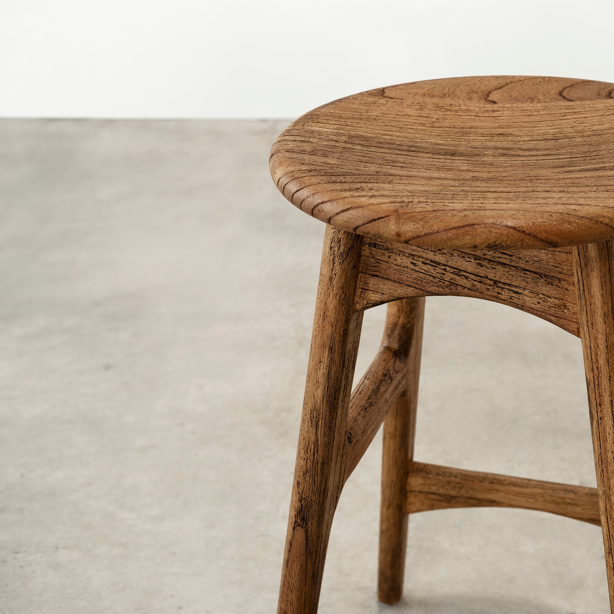 Deco Bar Stool - Antique Mindi
