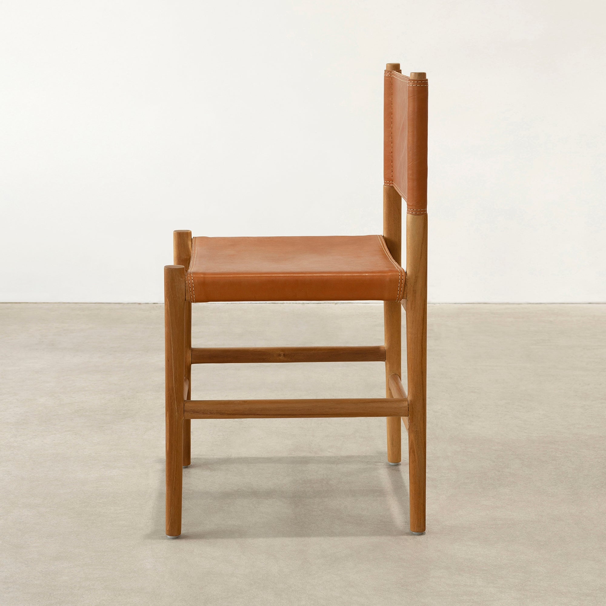 Arlo Teak Chair - Camel