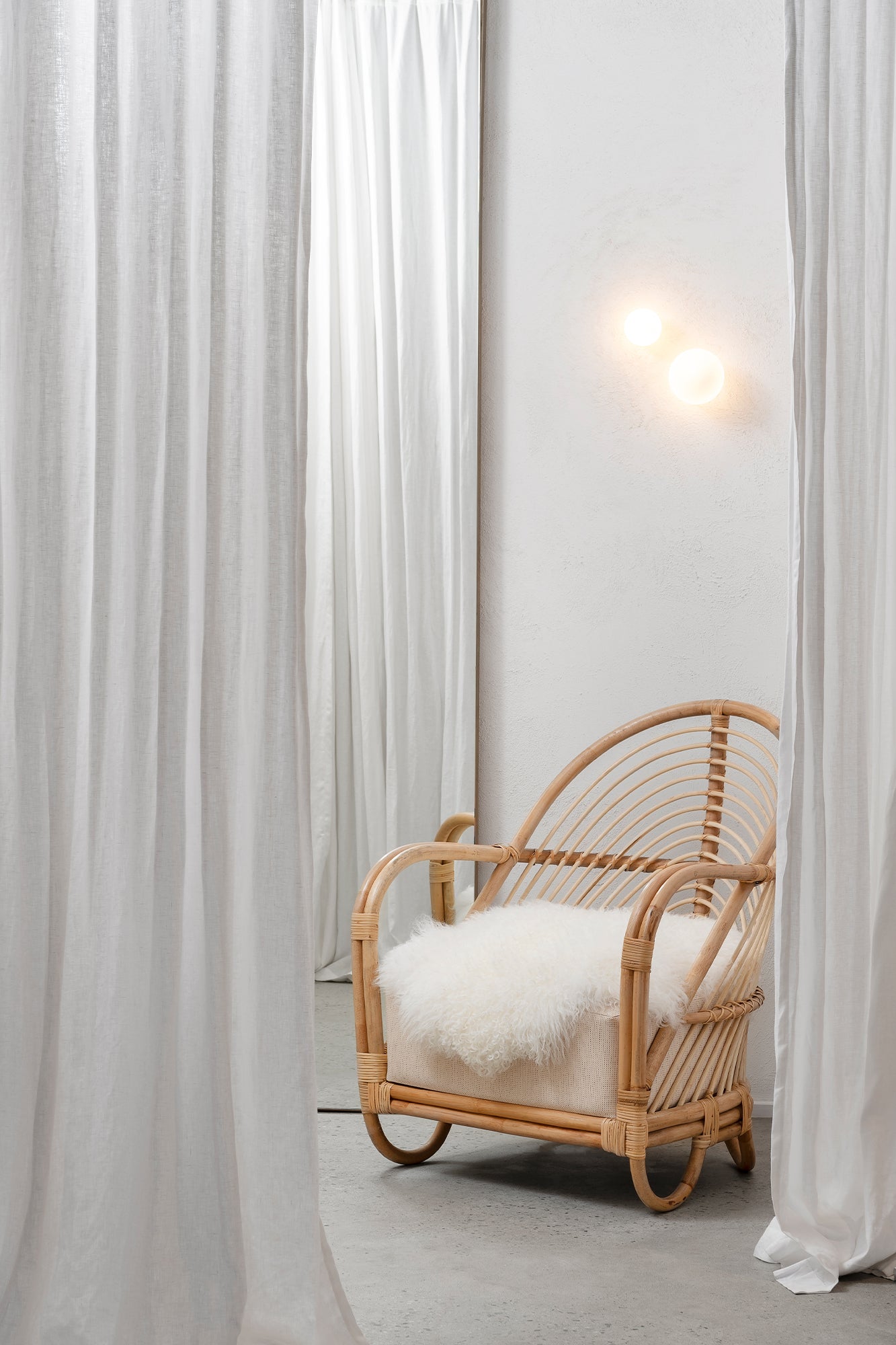 Martini Chair - White Wash/Bahama Sand