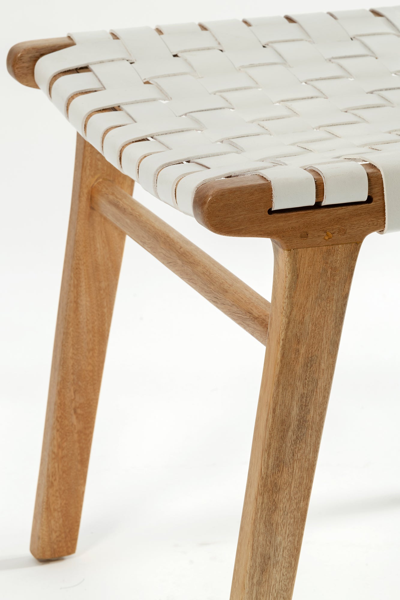 Vogue Chair - Natural Sealed/White Leather